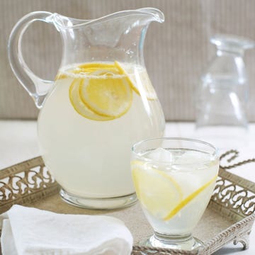 Drink, Lemonade, Food, Juice, Lemon, Glass, Ingredient, Pitcher, Barley water, Serveware, 