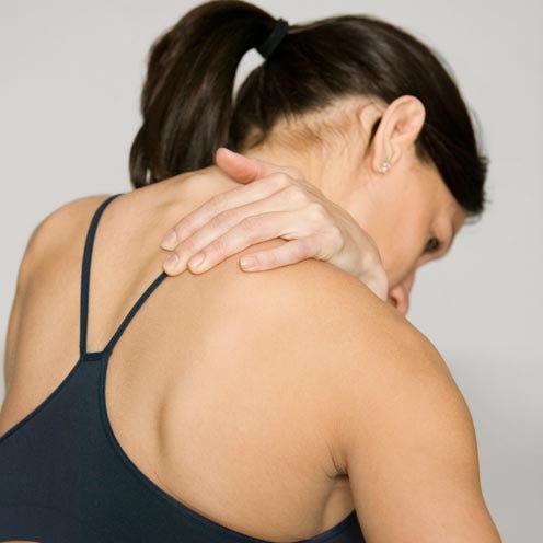 Ear, Hairstyle, Shoulder, Joint, Style, Organ, Back, Neck, Beauty, Undergarment, 