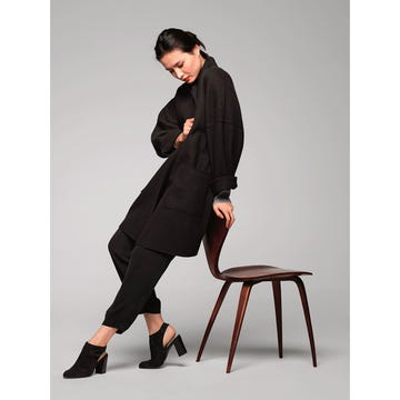 Clothing, Sleeve, Collar, Shoulder, Textile, Coat, Joint, Outerwear, Style, Formal wear, 
