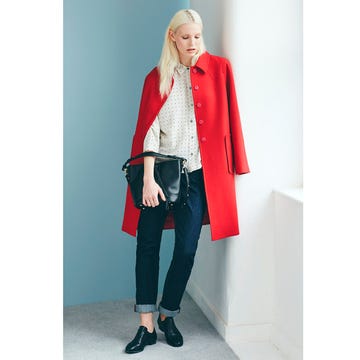 Clothing, Collar, Sleeve, Coat, Shoe, Textile, Outerwear, Bag, Style, Street fashion, 