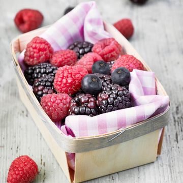 Boysenberry, Food, Produce, Fruit, Natural foods, Sweetness, Berry, Frutti di bosco, Ingredient, Blackberry, 