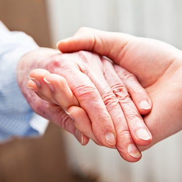Finger, Skin, Hand, Nail, Comfort, Wrist, Thumb, Gesture, Close-up, Wrinkle, 