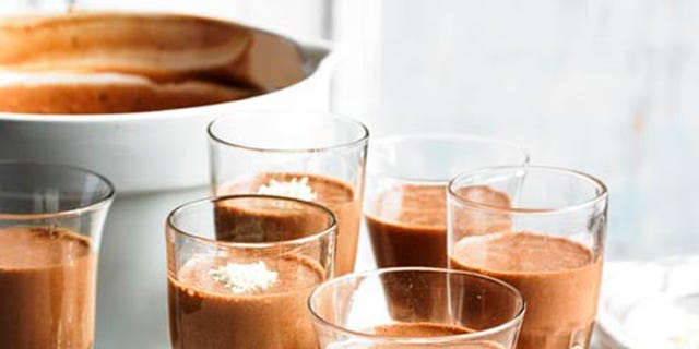Serveware, Brown, Drink, Drinkware, Tableware, Liquid, Dishware, Barware, Alcoholic beverage, Tan, Serveware, Brown, Drink, Drinkware, Tableware, Liquid, Dishware, Barware, Alcoholic beverage, Tan,