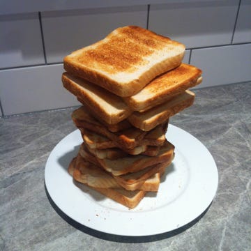 Food, Brown, Finger food, Plate, Tableware, Dish, Cuisine, Breakfast, Baked goods, Meal, 