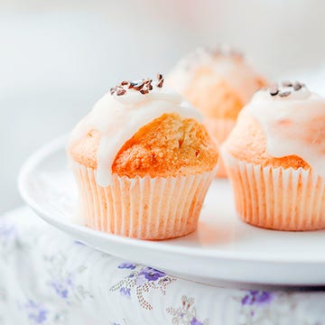 Food, Sweetness, Cupcake, Baked goods, Cuisine, Dessert, Ingredient, Cake, Baking cup, Dish, 