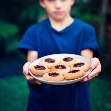 Cuisine, Food, Sweetness, Baked goods, Dessert, Dish, Cookies and crackers, Finger food, Ingredient, Cooking, 