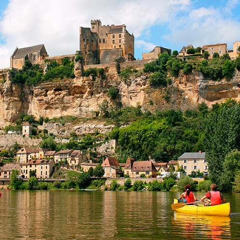 Water, Building, Kayaking, Boating, Watercourse, House, Canoeing, Bank, Boat, Watercraft, 
