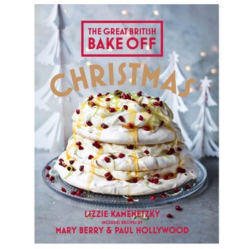 Cuisine, Ingredient, Food, Dessert, Sweetness, Baked goods, Recipe, Cake, Dish, Cake decorating, 