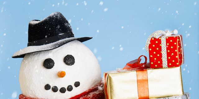 Snowman, Winter, Costume accessory, Snow, Christmas, Costume hat, Present, Fictional character, Creative arts, Precipitation, 