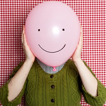 Facial expression, Pink, Smile, Balloon, Lip, Happy, Mouth, Emoticon, Smiley, Child, 
