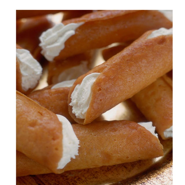 Brown, Food, Cuisine, White, Finger food, Junk food, Dish, Snack, Fast food, Fried food, 
