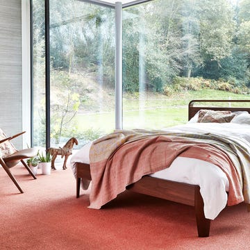 Wood, Interior design, Bed, Furniture, Bedding, Linens, Bedroom, Fixture, Bed frame, Bed sheet, 