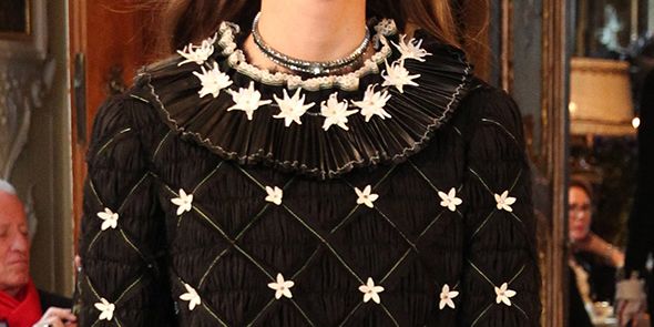 Chanel inspired customising ideas - DIY Fashion Tips