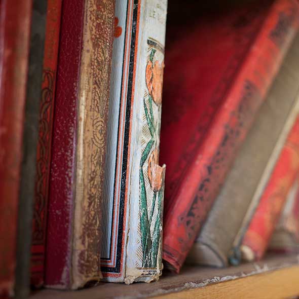 Textile, Red, Maroon, Visual arts, Publication, Book, Motif, Collection, 