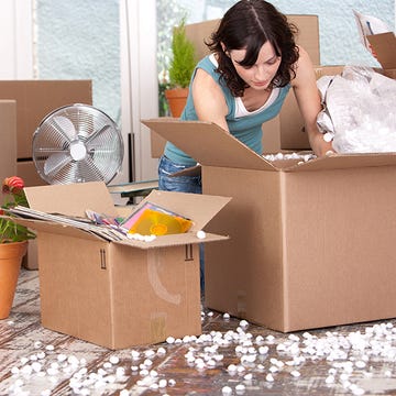Flowerpot, Cardboard, Houseplant, Shipping box, Box, Comfort, Carton, Paper product, Mechanical fan, Goggles, 