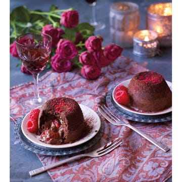 Serveware, Food, Sweetness, Tableware, Dish, Dessert, Dishware, Cuisine, Plate, Glass, 