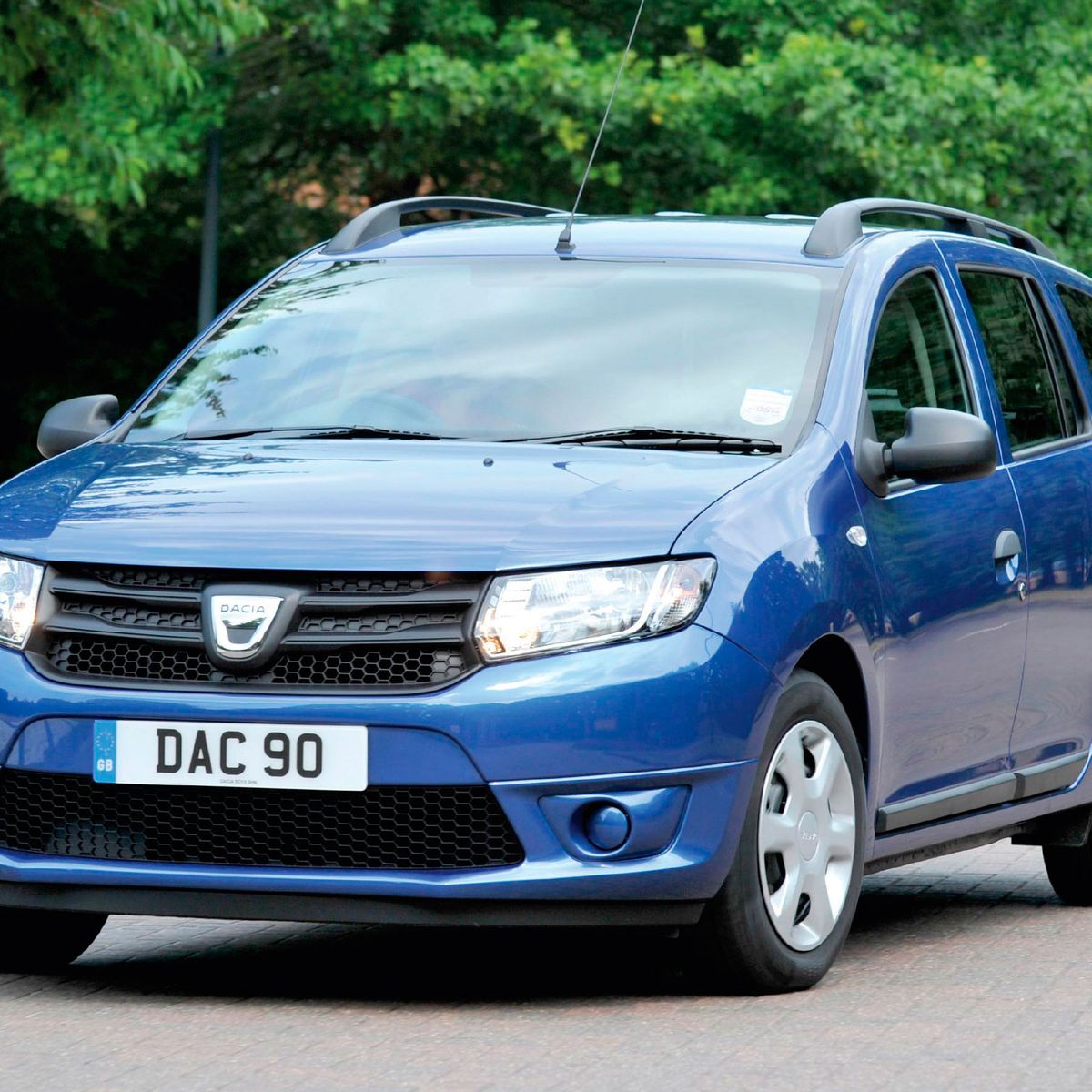 Used Dacia Logan MCV review