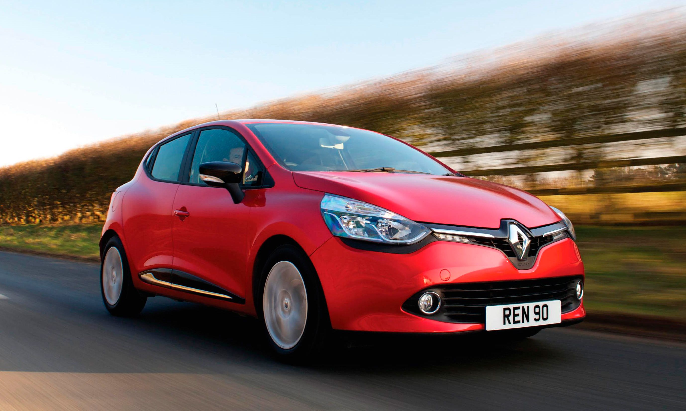 Convergeren krijgen Streven Renault Clio review - car review - renault