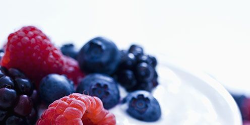 Food, Fruit, Sweetness, Produce, Berry, Ingredient, Natural foods, Frutti di bosco, Bilberry, Breakfast, 