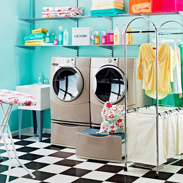 Room, Floor, Shelving, Tile, Clothes hanger, Shelf, Tile flooring, Major appliance, Home appliance, Clothes dryer, 