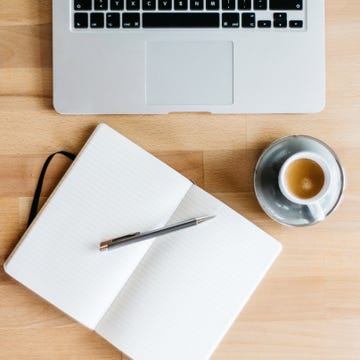 Serveware, Office supplies, Writing implement, Office equipment, Laptop part, Drinkware, Pen, Stationery, Cup, Computer accessory, 