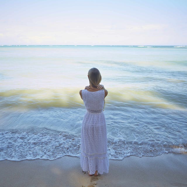 Body of water, Blue, Water, Coastal and oceanic landforms, Ocean, Summer, People on beach, Shore, Sea, Aqua, 