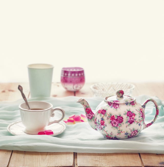 Cup, Serveware, Drinkware, Dishware, Coffee cup, Teacup, Porcelain, Tableware, Pink, Ceramic, 