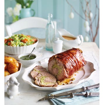Food, Cuisine, Dishware, Dish, Ingredient, Serveware, Tableware, Recipe, Pork, Meal, 