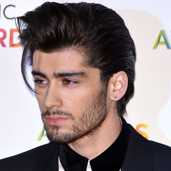 Zayn Malik experiments with a bleach blonde colored hairstyle - News18
