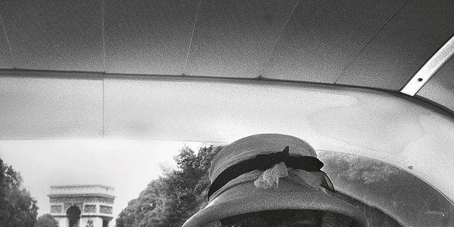 Hat, Monochrome, Monochrome photography, Headgear, Black-and-white, Sun hat, Windshield, Tints and shades, Vehicle door, Automotive window part, 