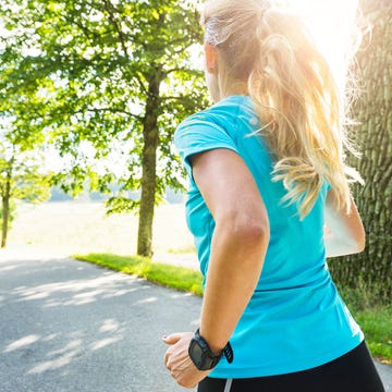 Green, Shoulder, Joint, Elbow, People in nature, Summer, Sunlight, Watch, Wrist, Back, 