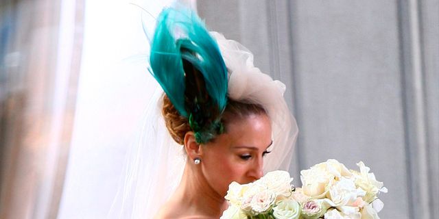 Petal, Bouquet, Photograph, Dress, Flower, Hair accessory, Headpiece, Beauty, Bridal clothing, Headgear, 