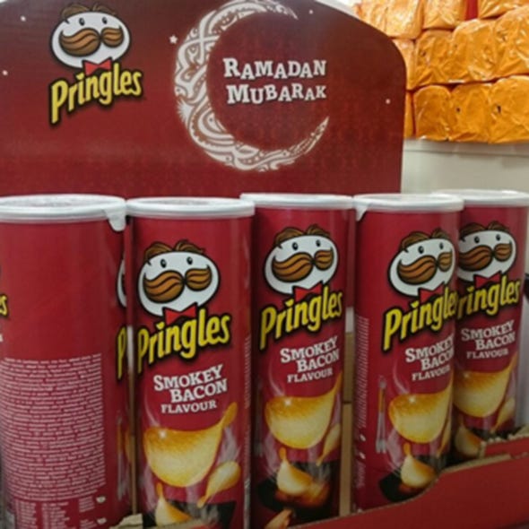Logo, Cuisine, Ingredient, Junk food, Dish, Comfort food, Convenience food, Confectionery, Packaging and labeling, Snack, 