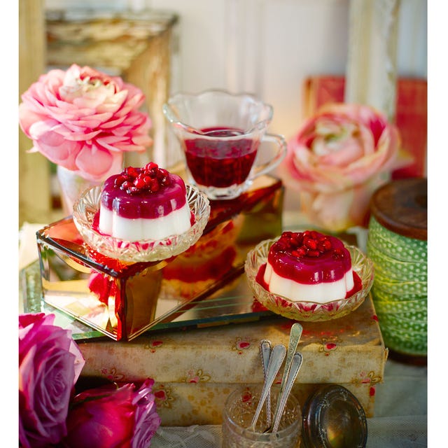 pomegranate and coconut pannacotta