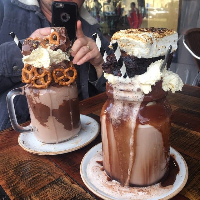 Cuisine, Food, Dessert, Ingredient, Serveware, Sweetness, Tableware, Dish, Chocolate, Mobile phone, 