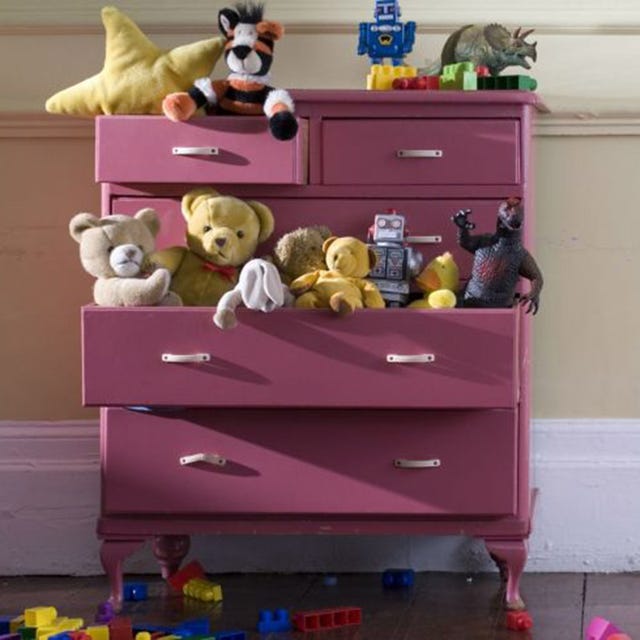 Room, Drawer, Vertebrate, Toy, Pink, Chest of drawers, Baby toys, Purple, Cabinetry, Magenta, 