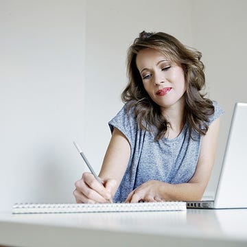 Electronic device, Laptop part, Writing implement, Office equipment, Pen, Technology, Office supplies, Eyelash, Stationery, Personal computer hardware, 
