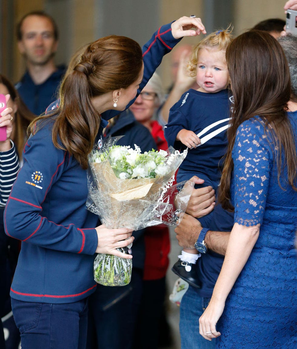 Hair, Face, Arm, Bouquet, Watch, Flower Arranging, Cut flowers, Brown hair, Tradition, Bracelet, 