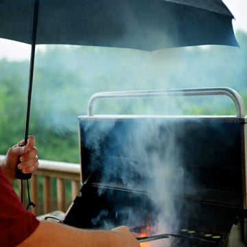 Cooking, Wrist, Smoke, Gas, Heat, Automotive window part, Cookware and bakeware, Service, Flame, Kitchen appliance accessory, 