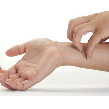 Finger, Skin, Wrist, Hand, Joint, Nail, Thumb, Gesture, Beige, Flesh, 