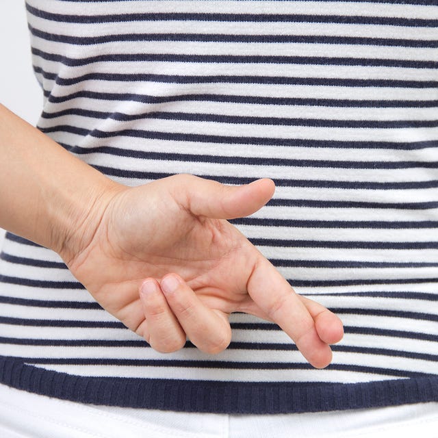 Finger, Sleeve, Skin, Joint, Nail, Pattern, Wrist, Beige, Thumb, Gesture, 