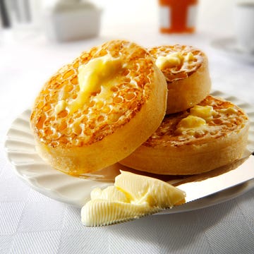 Dish, Food, Cuisine, Baked goods, Ingredient, Bun, Dessert, Produce, Bread, Staple food, 