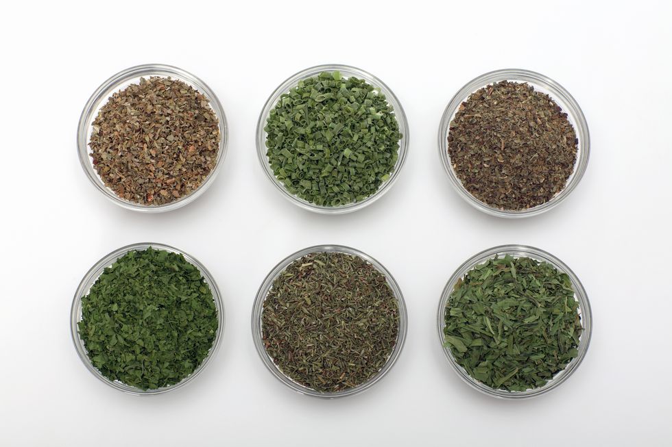 Green, Ingredient, Spice, Herbes de provence, Annual plant, Herb, Whole food, 