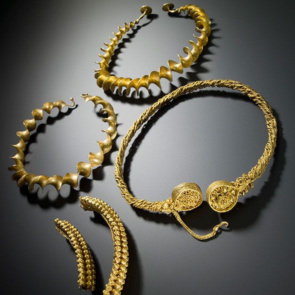 Torcs: Jewelry of the Ancient Celts – Brewminate: A Bold Blend of News and  Ideas