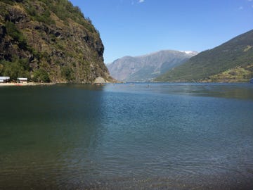 Body of water, Mountainous landforms, Water resources, Mountain range, Water, Highland, Bank, Hill, Waterway, Valley, 