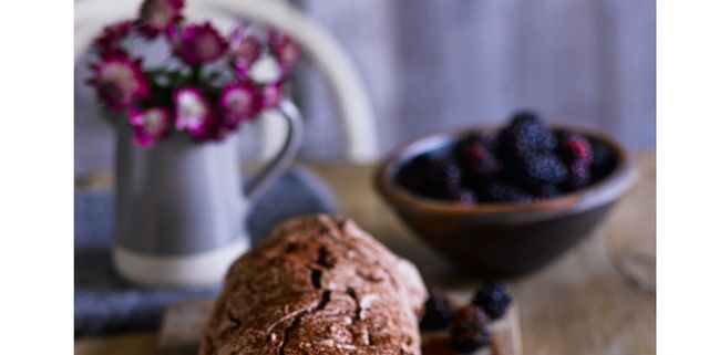 Pudding Pie Lane: Meringue Roulade With Chocolate