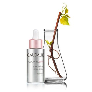 Liquid, Brown, Fluid, Peach, Bottle, Cosmetics, Grey, Beige, Chemical compound, Lavender, 