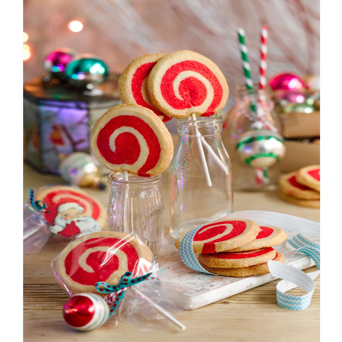 1200px x 900px - Peppermint spiral biscuits are ideal as a Christmas cookie for Santa