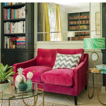 Interior design, Room, Green, Living room, Home, Shelf, Furniture, Bookcase, Wall, Shelving, 