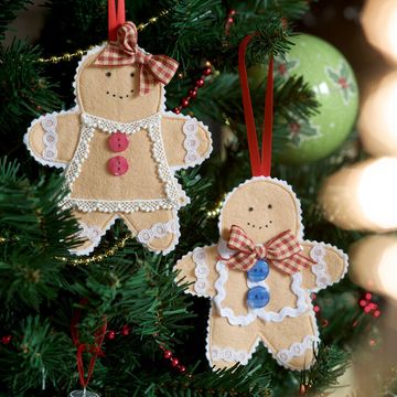 Event, Christmas decoration, Christmas ornament, Holiday, Holiday ornament, Christmas, Interior design, Christmas eve, Ornament, Toy, 